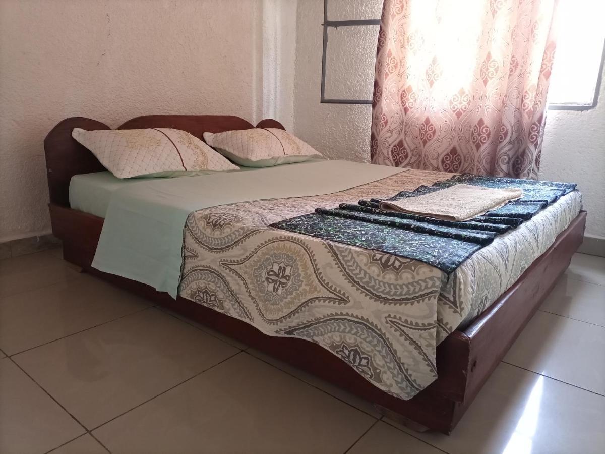 רוהנגרי Randa'S House I Homestay מראה חיצוני תמונה
