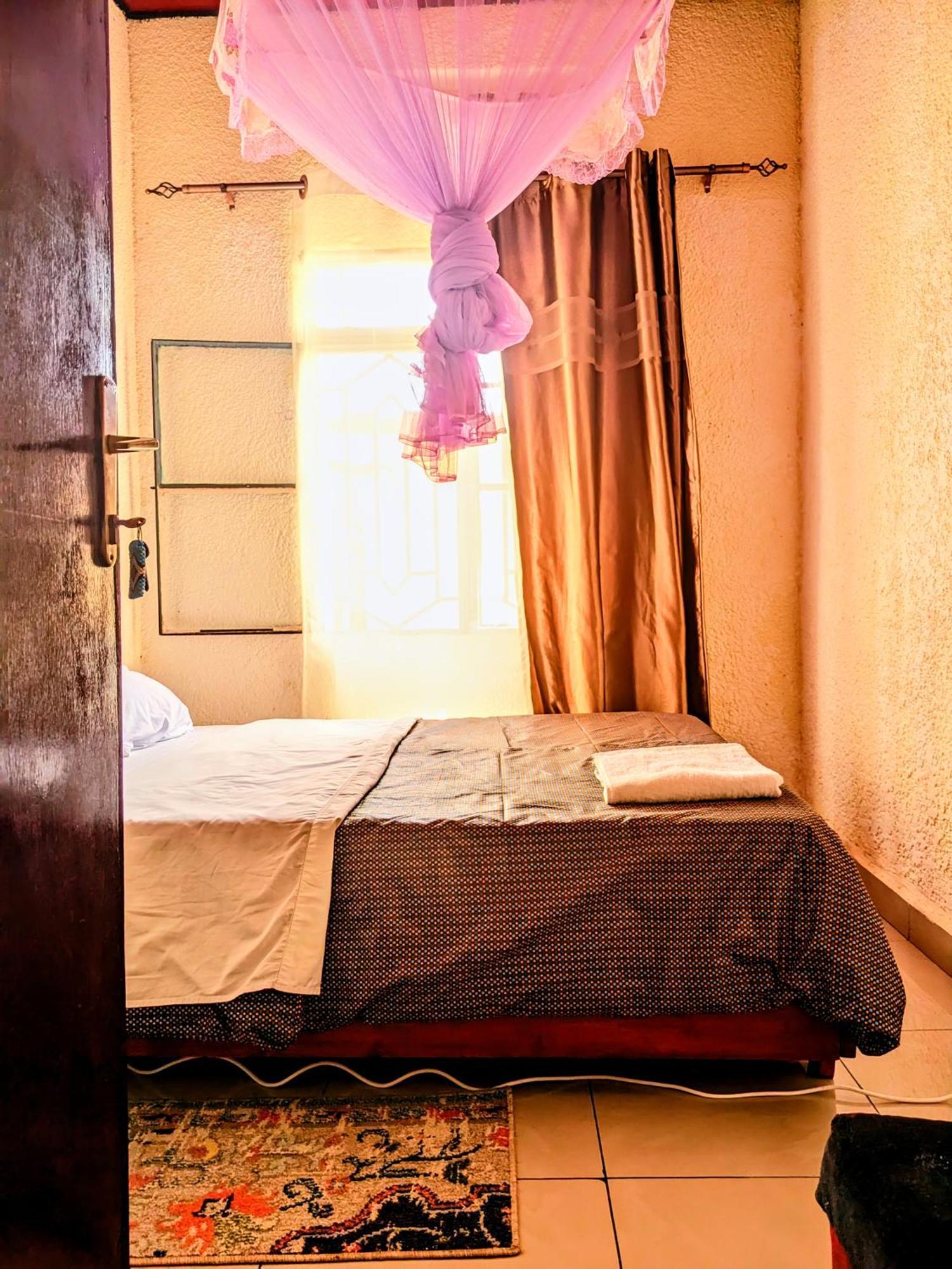 רוהנגרי Randa'S House I Homestay מראה חיצוני תמונה